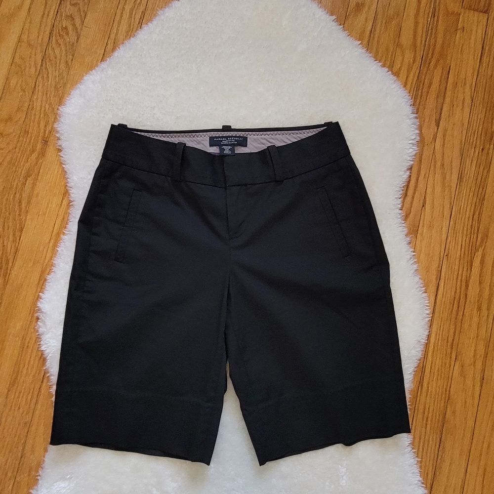 Banana Republic Martin Fit Stretch Shorts